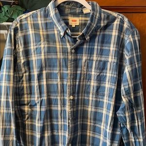 Levi’s Men’s Dress Shirt